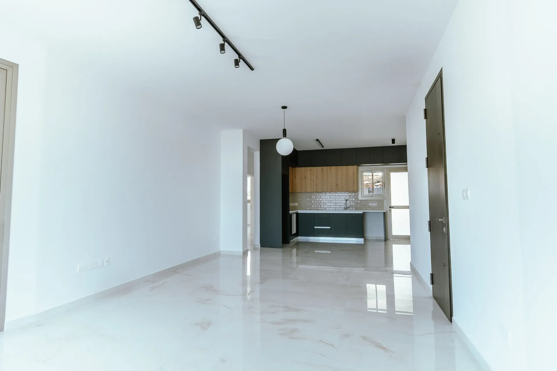 Ready Three-Bedroom Apartment with a Private Roof Garden in Geroskipou, Paphos