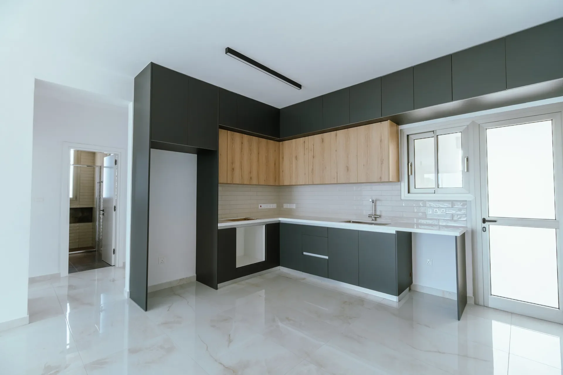 Ready Three-Bedroom Apartment with a Private Roof Garden in Geroskipou, Paphos