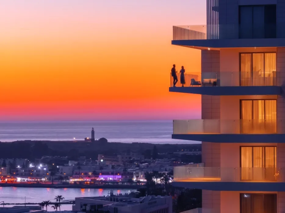 3-Bedroom High-Rise Apartment — B-405