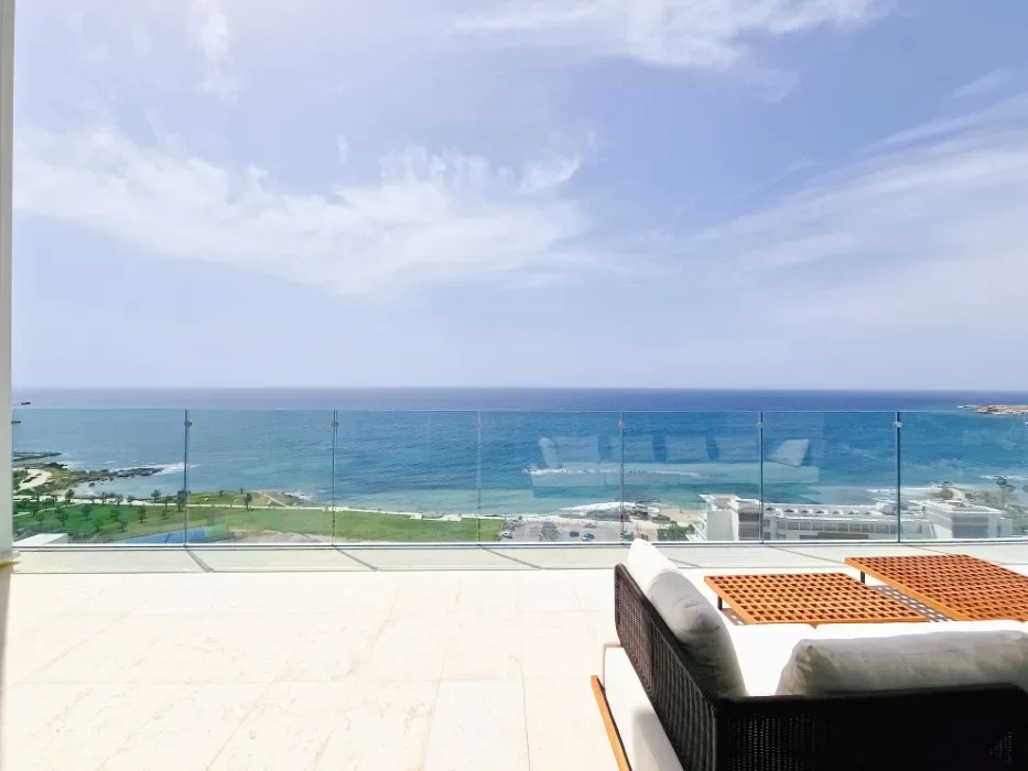4-Bedroom High-Rise Apartment — A-1202