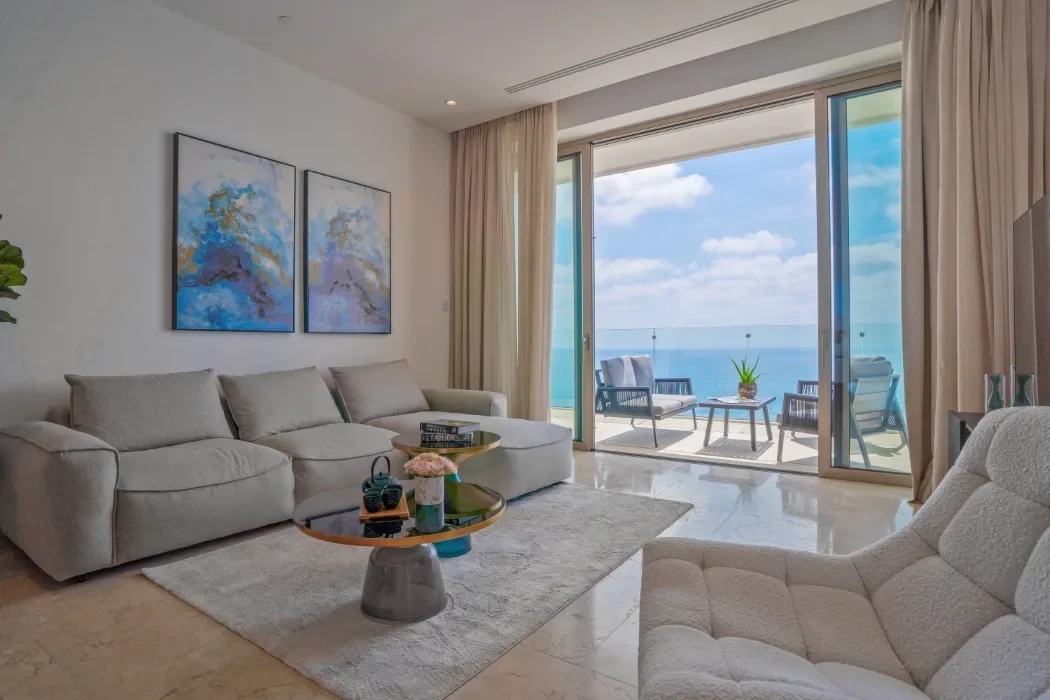3-Bedroom High-Rise Apartment — B-605