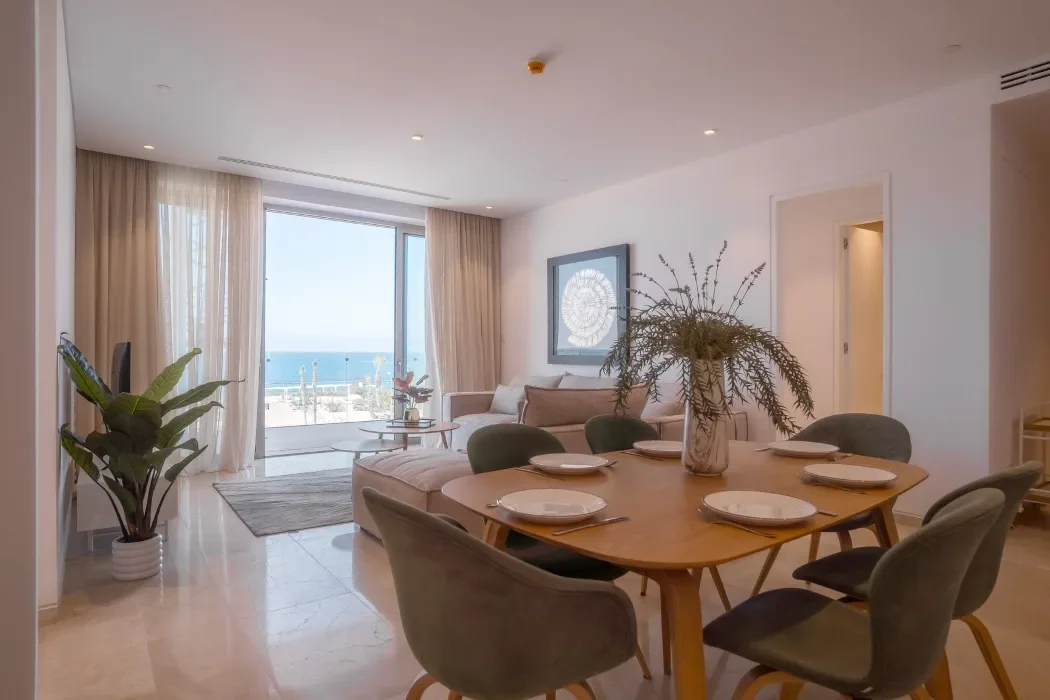 3-Bedroom High-Rise Apartment — B-1302